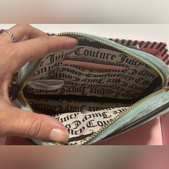 Juicy Couture Gift Set Cool Blue Heritage Slim Camera Bag & Envelope Card Case - Picture 10 of 15